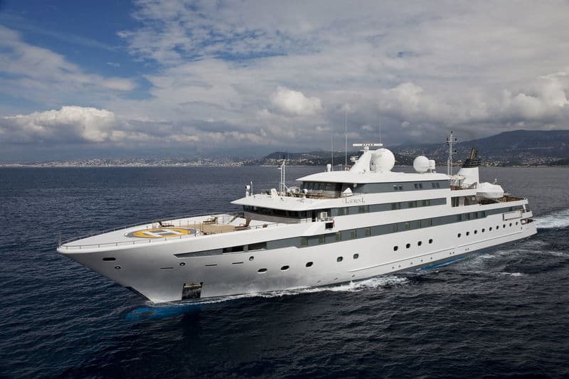 Motor Yacht Lauren L