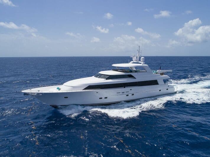 Motor Yacht Legendary