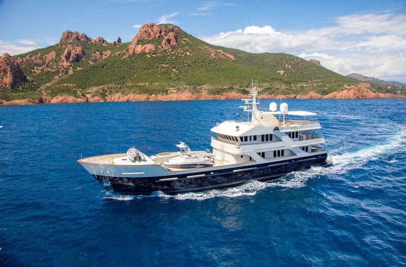 Motor Yacht Liberta