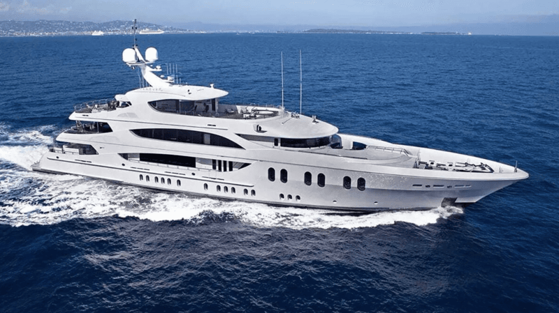 Motor Yacht Liberty