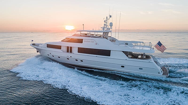 Motor Yacht Lila Cuy