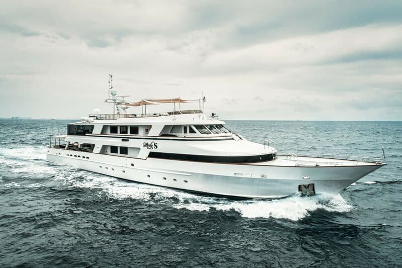 Motor Yacht Loloma