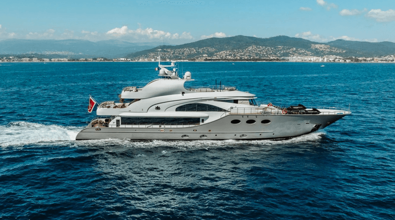 Motor Yacht Lotus
