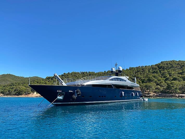 Motor Yacht Lucky Me Yacht Academy