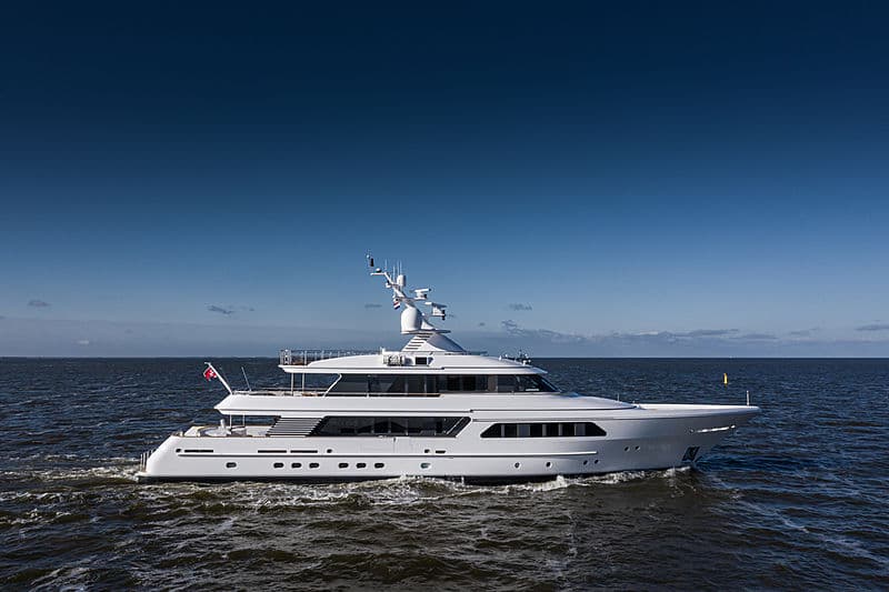 Motor Yacht Lucky Us