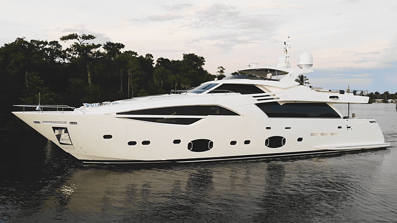 Motor Yacht Macqndo