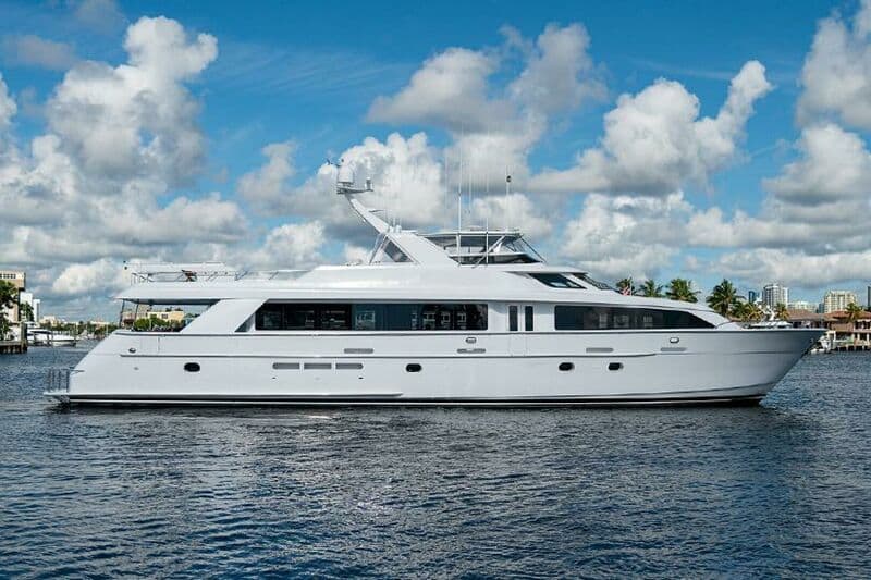 Motor Yacht Magnum Ride