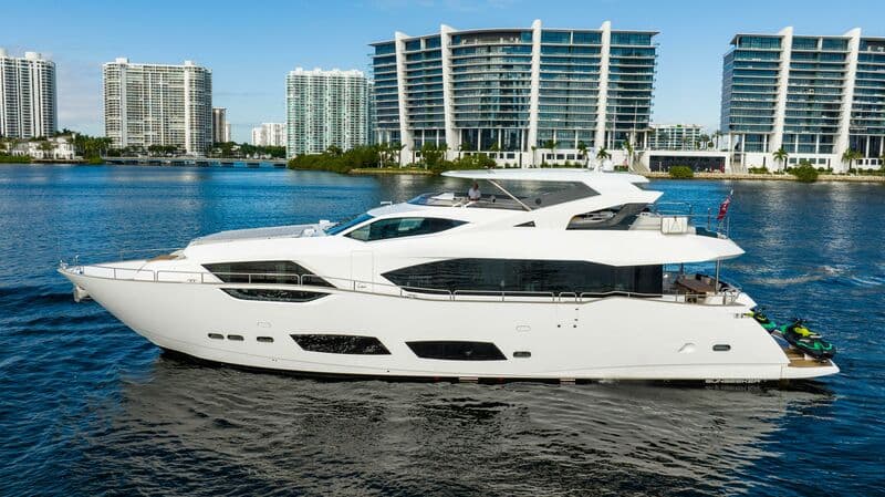 Motor Yacht Mandala