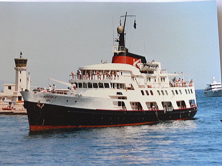 Motor Yacht Maxim's des Mers