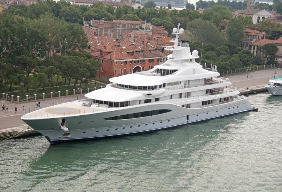 Motor Yacht Mayan Queen IV