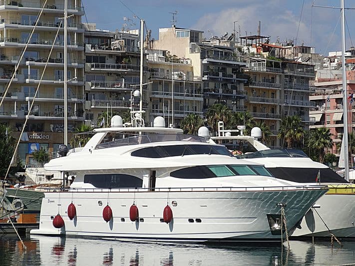 Motor Yacht Meantime