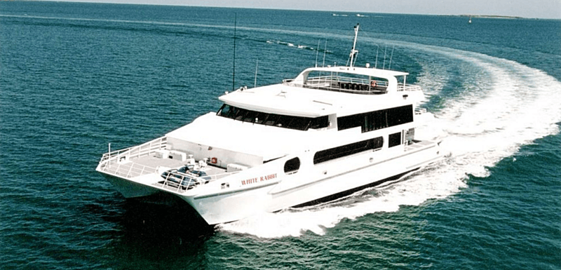 Motor Yacht Mega Adventurer