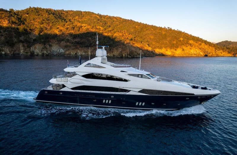 Motor Yacht Mercy