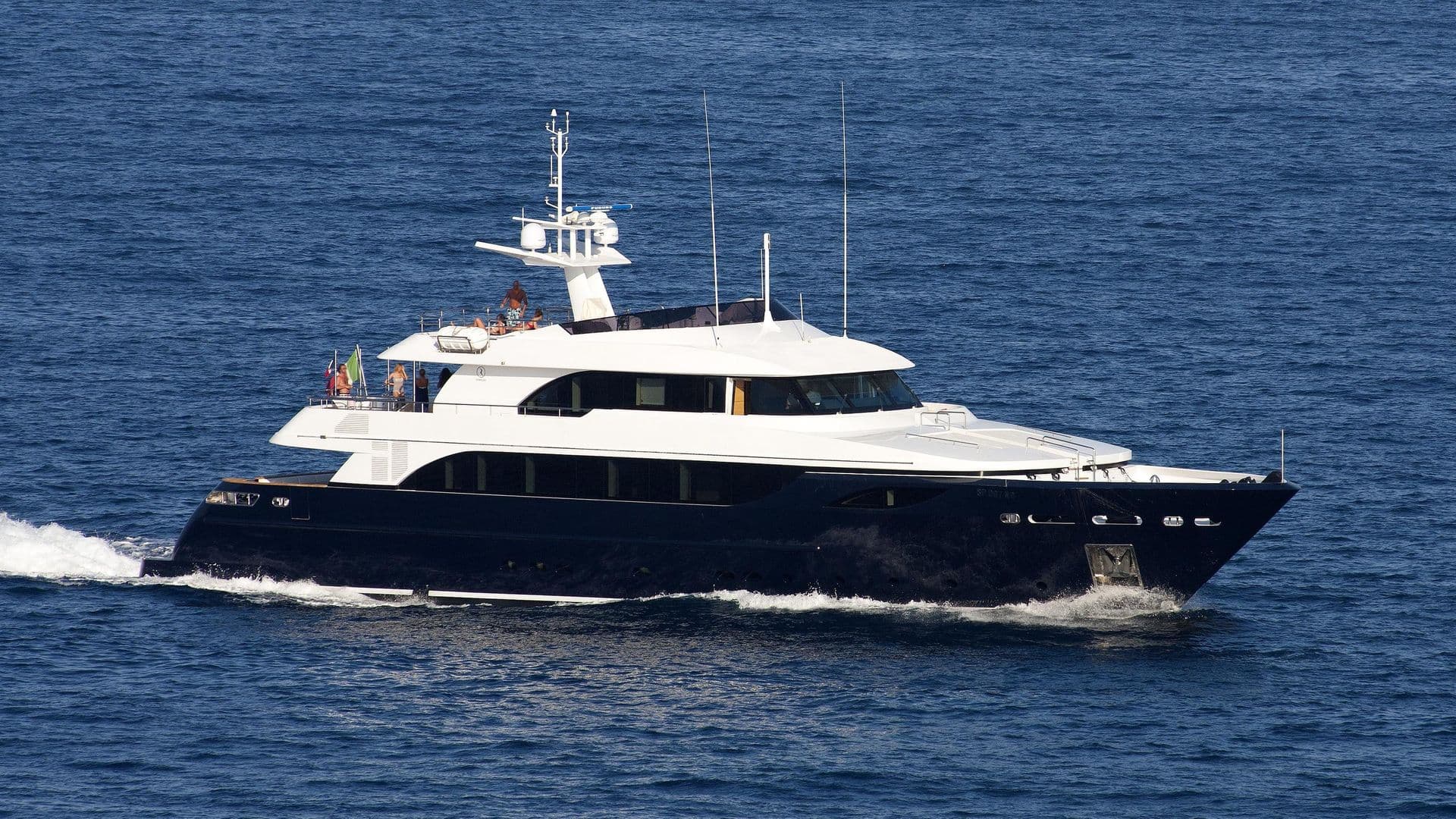 Motor Yacht Michka V