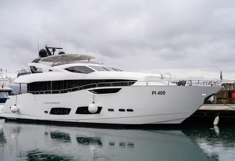 Motor Yacht Mijax
