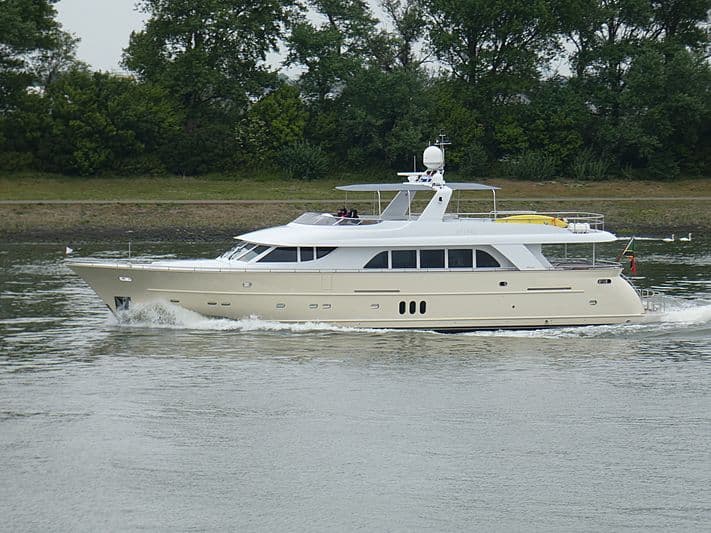 Motor Yacht Mimi