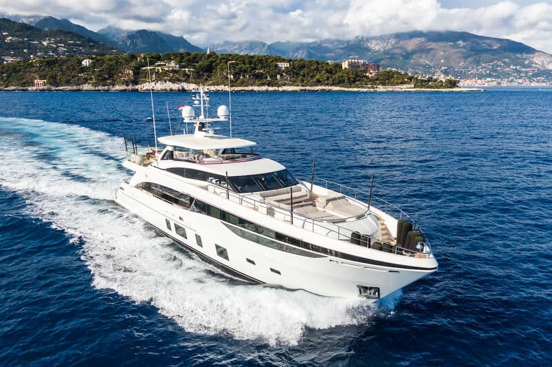 Motor Yacht Minor Family Affair