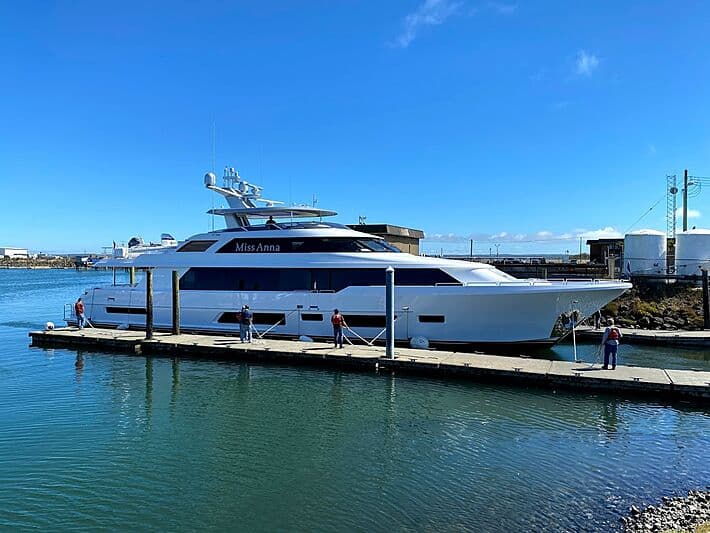 Motor Yacht Miss Anna