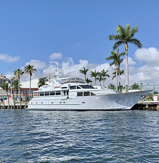 Motor Yacht Miss Emily