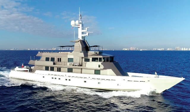 Motor Yacht Mizu