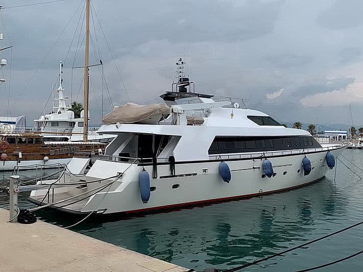 Motor Yacht Moon Safari