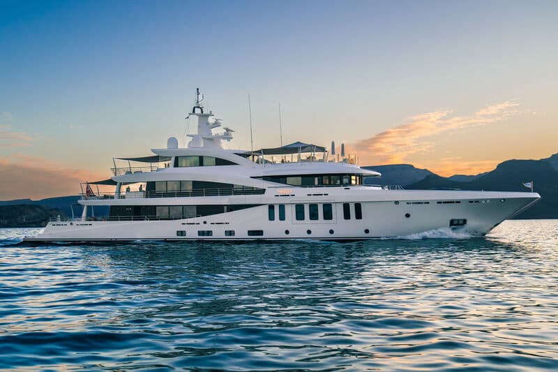 Motor Yacht Moonstone