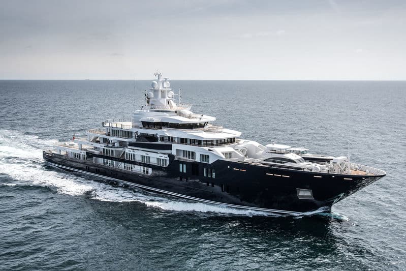 Motor Yacht Multiverse