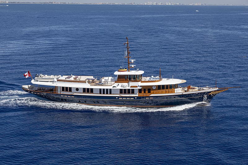 Motor Yacht Nadan