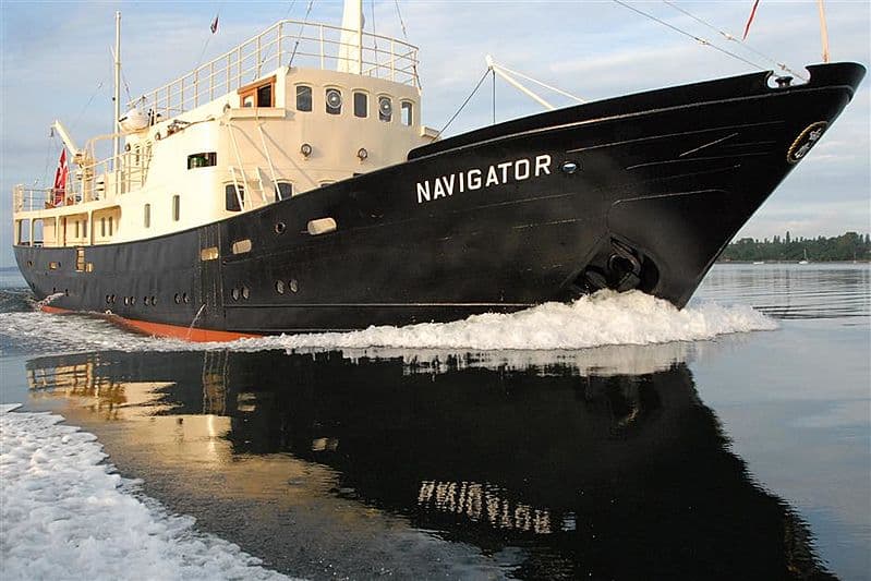 Motor Yacht Navigator