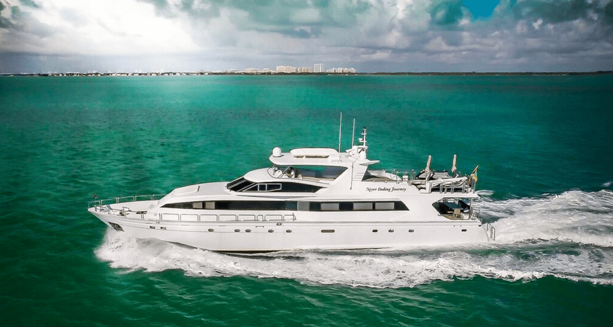 Motor Yacht Never Ending Journey