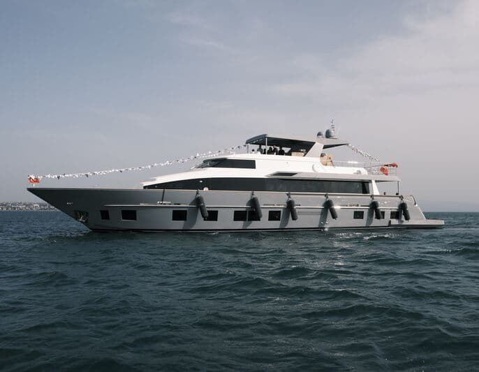 Motor Yacht Newal