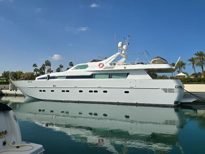 Motor Yacht Nibras