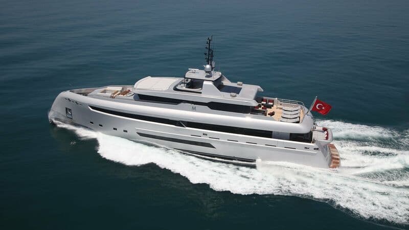 Motor Yacht Ocean Club