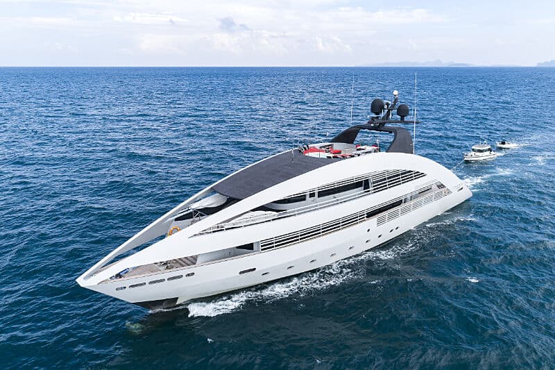 Motor Yacht Ocean Emerald