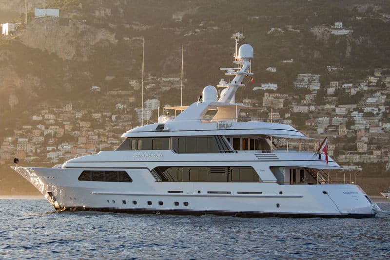 Motor Yacht Ocean Mercury