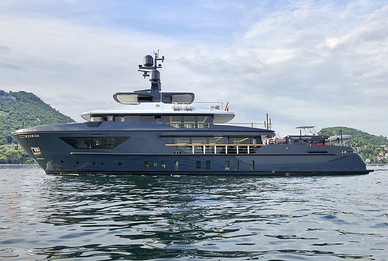 Motor Yacht Ocean's Four