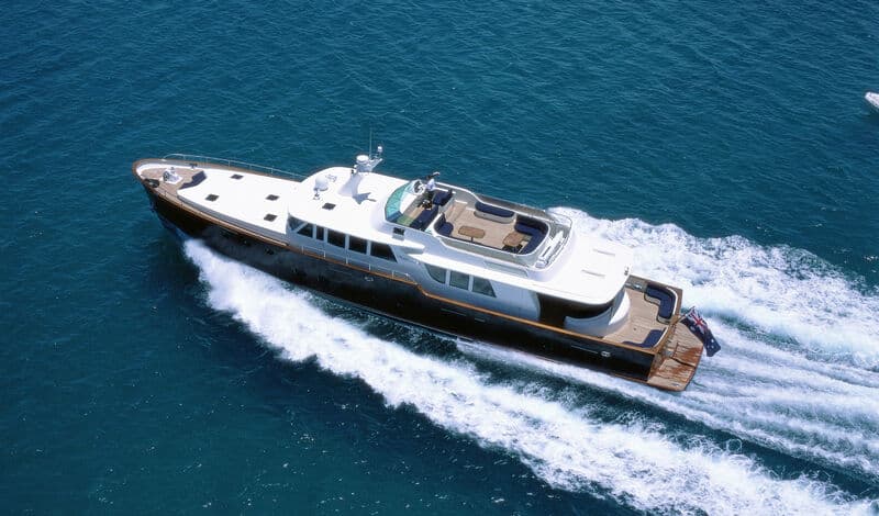 Motor Yacht Oscar