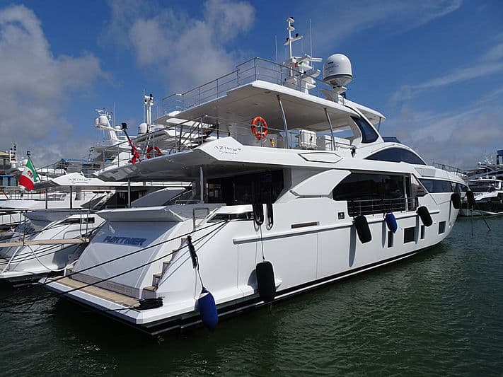 Motor Yacht Partner