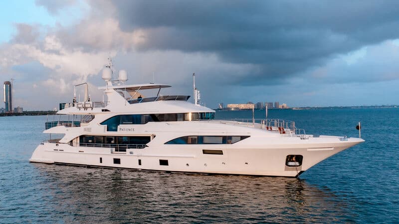Motor Yacht Patience
