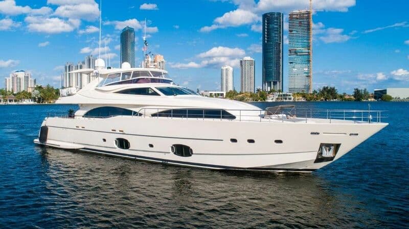 Motor Yacht Patron