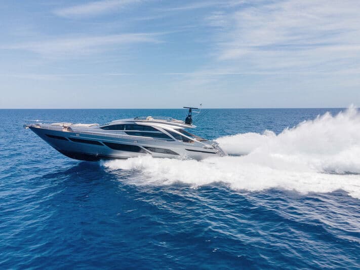 Motor Yacht Pershing 9X/18