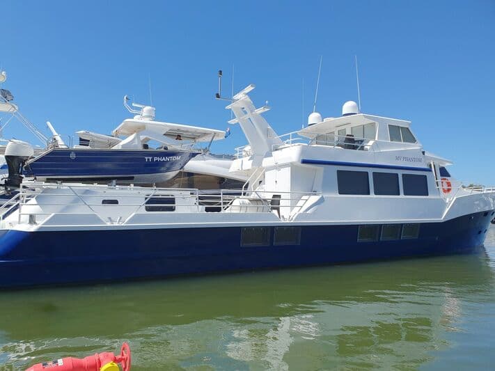 Motor Yacht Phantom