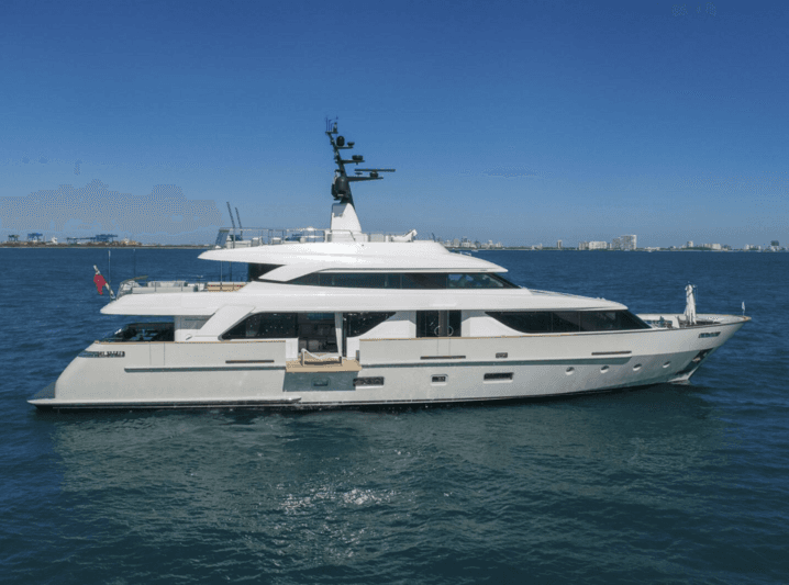 Motor Yacht Phoenix