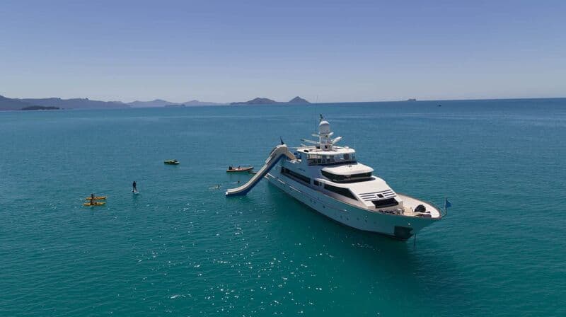 Motor Yacht Phoenix One