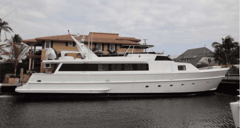 Motor Yacht Pier Pressure
