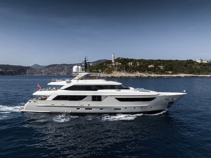 Motor Yacht Premura