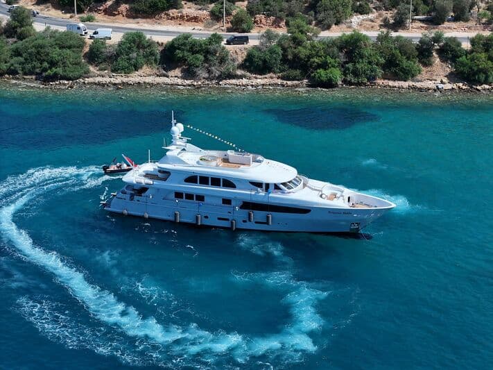 Motor Yacht Princess Melda