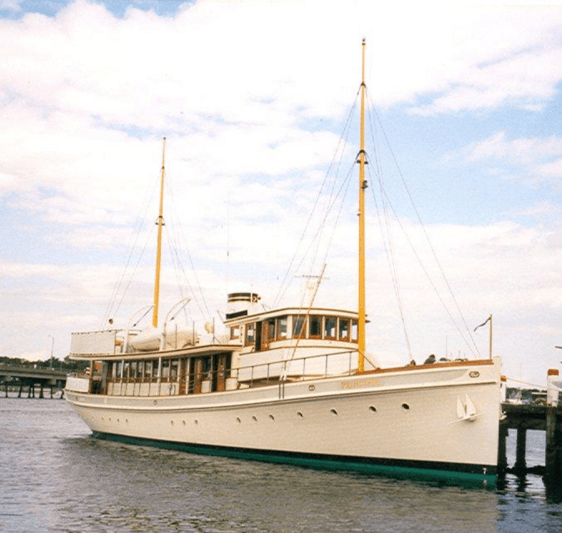Motor Yacht Principia