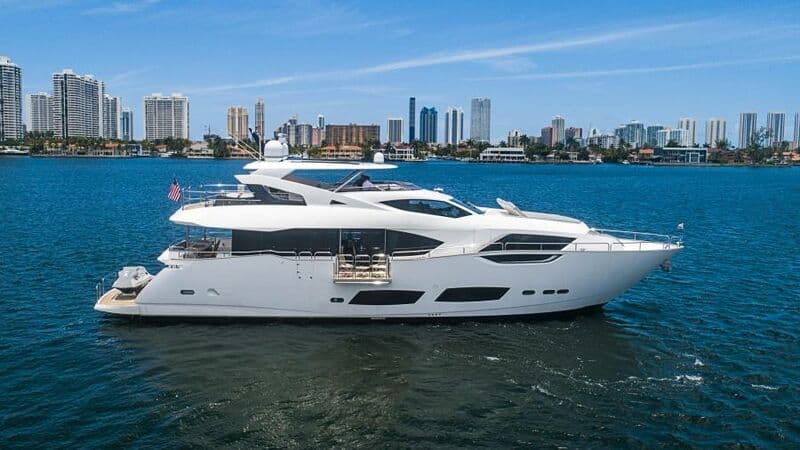 Motor Yacht Quantum