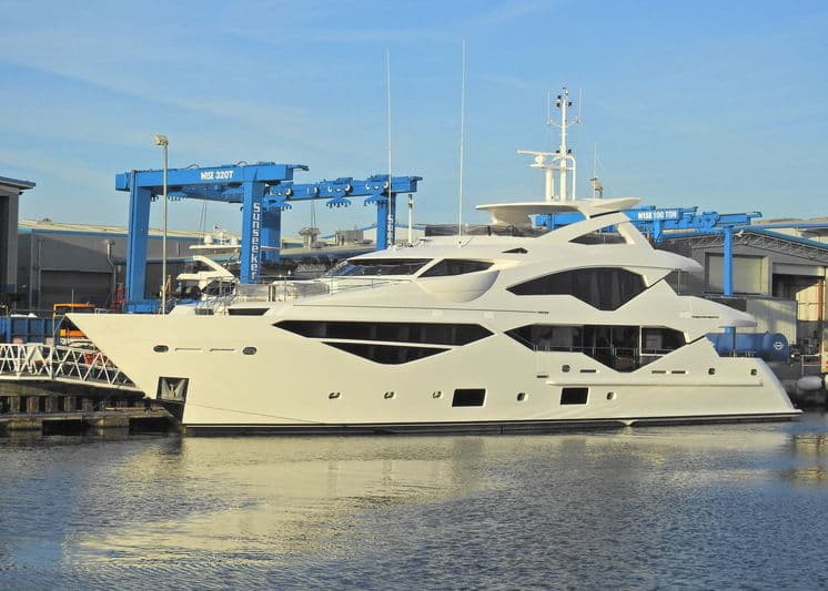 Motor Yacht Quantum